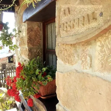 Villa La Casa Rectoral De El Tozu Caso Esterno foto